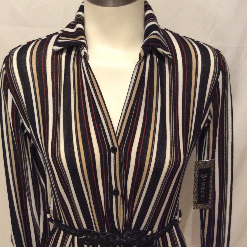 T Shirt Belted Dress Button Small